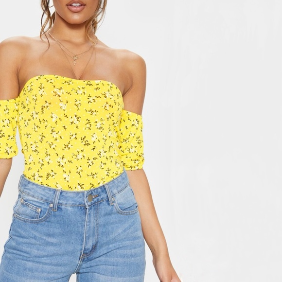 PrettyLittleThing Yellow Ditsy Floral Bardot Off Shoulder Top Shirr Blouse - Picture 4 of 10